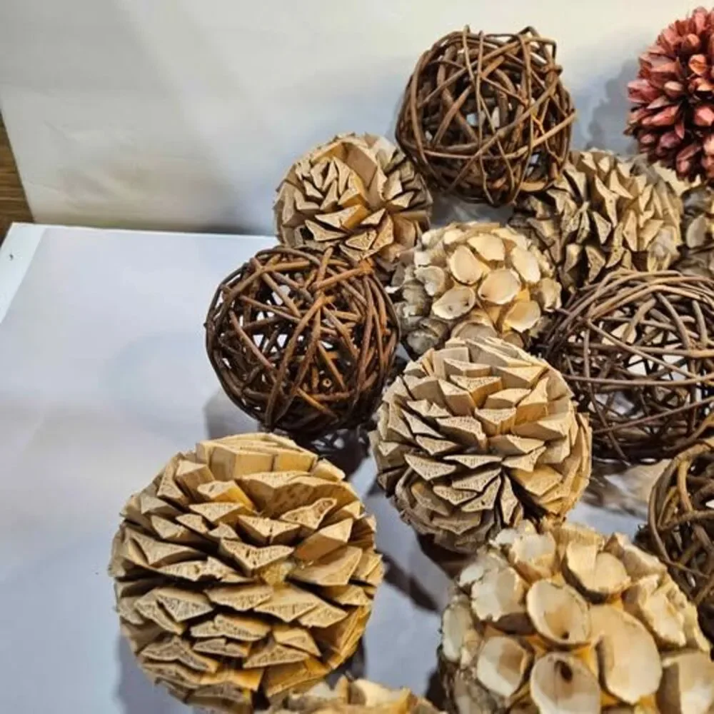 Decorative Natural Orbs